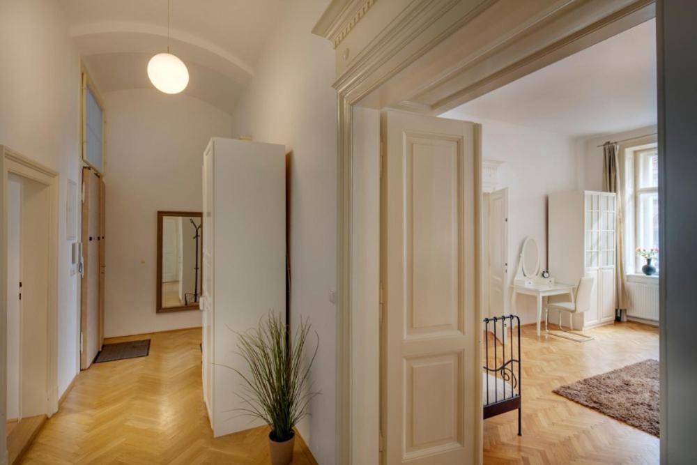 Kaprova - Old Town Apartamento